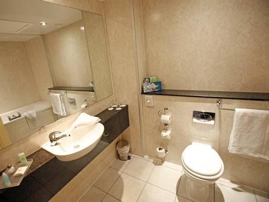 Britannia Hotel, 3*